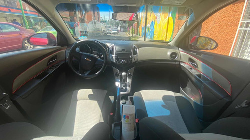 Imagen 11 de 14 de Chevrolet Cruze 2013 1.8 Ls At