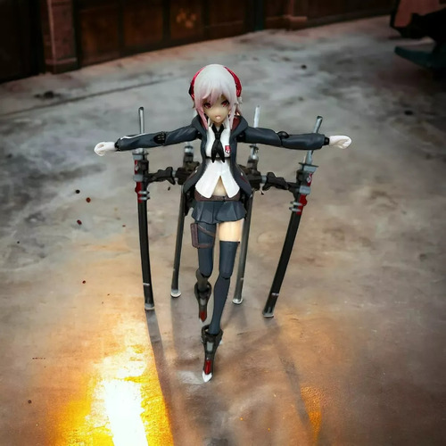 Figura Shi Figma 422 Heavily Armed High School Girl