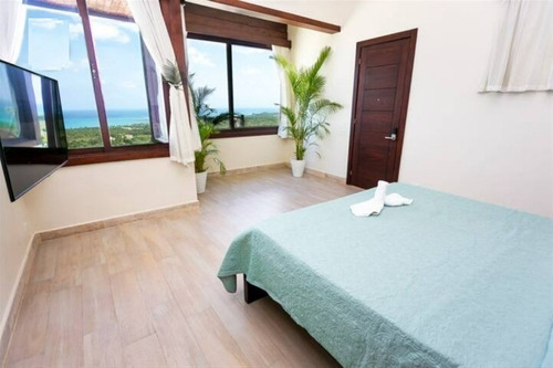 For Sale Villa En Las Terrenas Loma Noria Con Vista Al Mar 2200m2 De Solar Verjada Completa