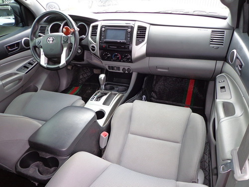 Imagen 7 de 10 de Toyota Tacoma 2015 4x4 Automático