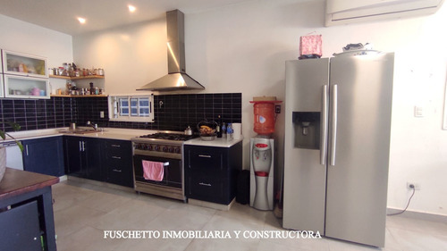 Imagen 5 de 21 de La Tablada - Venta - Casa Con Quincho Y Pileta Cod 1677