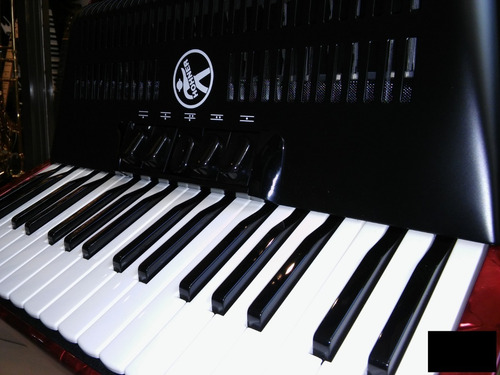 Imagen 4 de 8 de Acordeon Hohner Bravo Iii 72 Bajos 5voces 34teclas 5+2reg