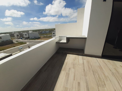 Imagen 5 de 24 de Se Vende Casa De Triple Altura En Zen Life, 3 Recamaras, Roo