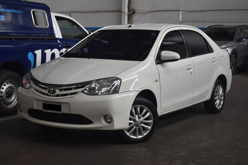 Toyota Etios 1.5 Sedan Xls