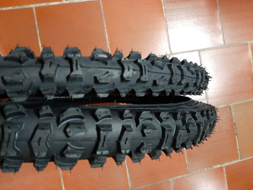 Imagen 2 de 2 de Cauchos Bicicleta Kenda Rin 26 Taco