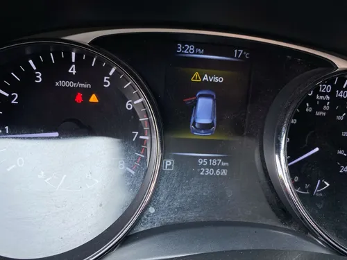 Nissan X-trail T32 2.5 At 4x2 2016