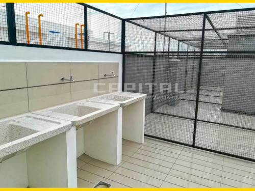 Departamento En Alquiler - Edificio Macororo 10