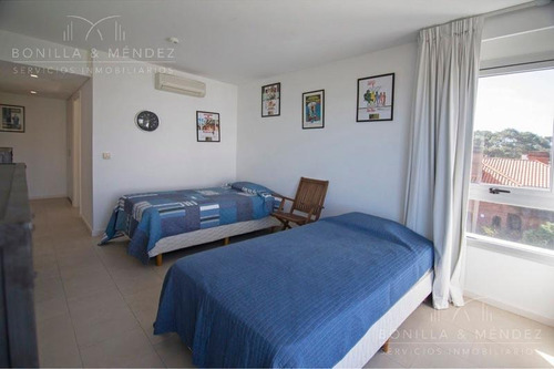 Villa Brava Torre 1, 3 Suites, Toilette, Dependencia De Servicio, Parrillero Propio.