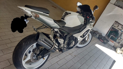 Imagem 1 de 2 de Suzuki Gsx 1000