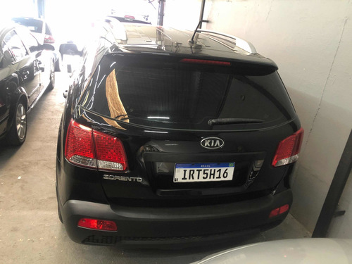 Imagem 4 de 10 de Kia Sorento 2011 2.4 Ex 5l 4x2 Aut. 5p