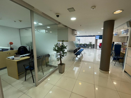 Arriendo De Local Comercial En Apoquindo Id 54.903-lin