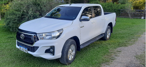 Toyota Hilux 2.8 Cd Srv 177cv 4x2