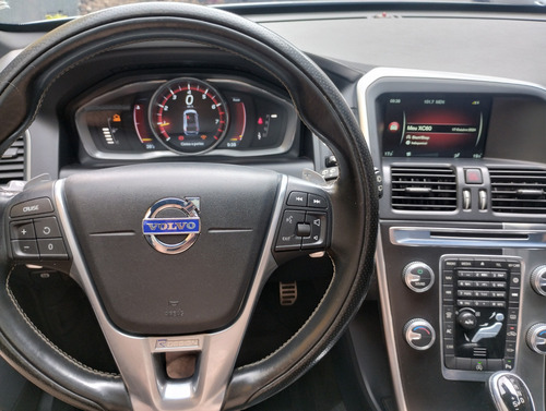Volvo XC60 2.0 T5 R-design Drive-e 5p