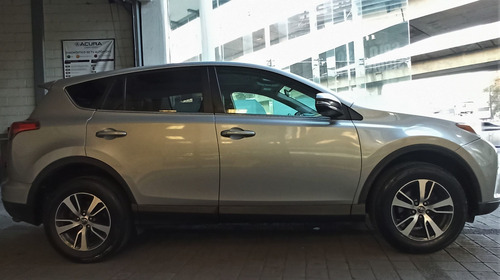 Imagen 8 de 15 de Toyota Rav4 2018 2.5 Xle At