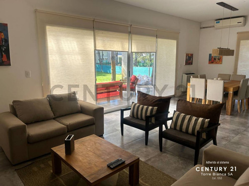 Casa En Venta - Barrio La Herradura - Pinamar
