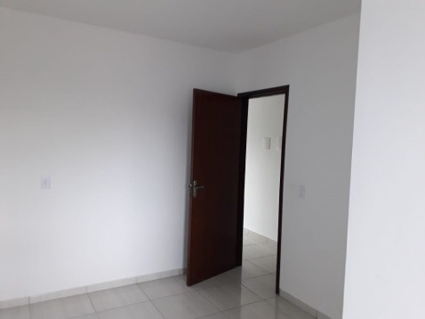 Imagem 8 de 15 de Casa - Padrão, Para Venda Em Joinville/sc - V531
