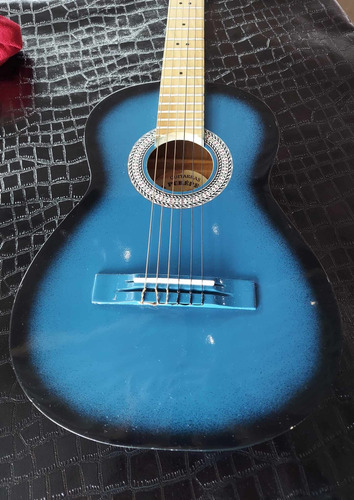 Guitarra Acústica Marca  La Purépecha  Mexicana 