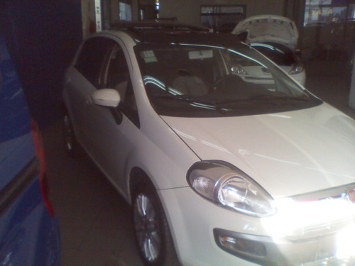 Fiat Punto 1.6 Essence L/13 2014