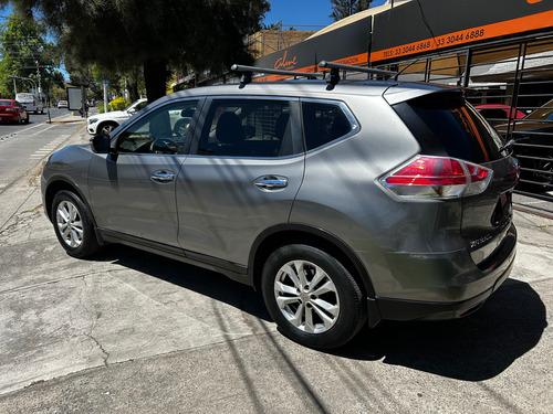 Nissan X-Trail 2.5 Advance 3 Row Cvt