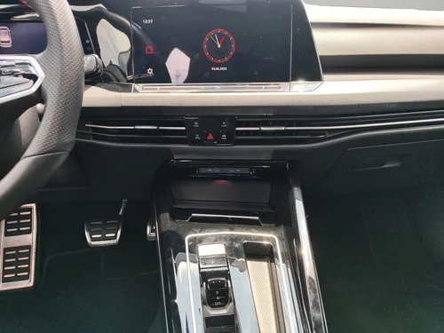 Volkswagen Golf 2024