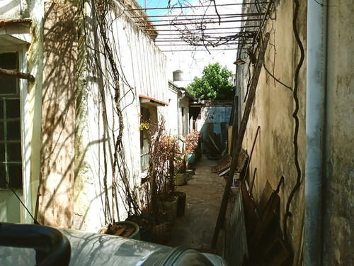Se Vende Casa Mixta A Reciclar!! Oportunidad.