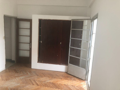 Imagen 22 de 30 de Apartamento En Venta En Montevideo. Excelente Punto! 18 De Julio Y Roxlo