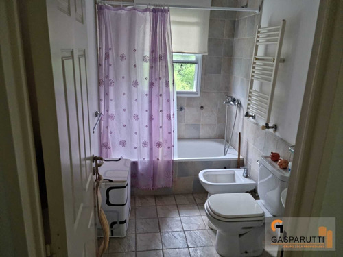 Imagen 10 de 17 de Casa En Venta 5 Ambientes Con Pileta En Septiembre!