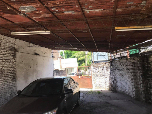 Imagen 21 de 30 de Casa Con 2 Locales Abajo En Lugano