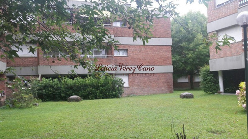 Imagen 1 de 22 de Apartamento De 3 Dormitorios Cochera Y Piscina