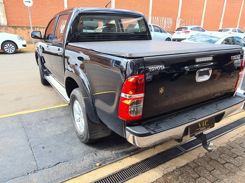 Imagem 8 de 10 de Toyota Hilux 2015 2.7 Srv Cab. Dupla 4x4 Flex Aut. 4p