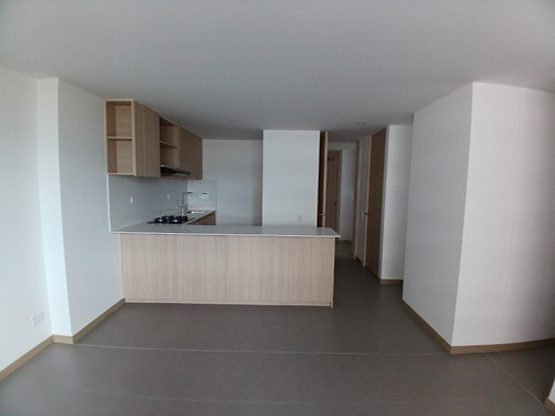 Apartamento Para Arriendo En Medellin Sector Santa Fe (21421).