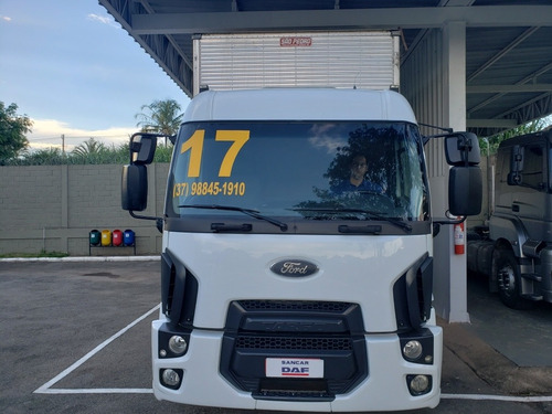 Ford Cargo 2429 2017 Bau Automatico