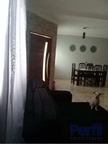 Imagem 6 de 15 de Casas - 4 Dormitórios Ou + - 2233