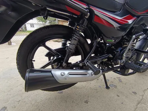 Motocicleta Boxer Bajaj Ct 125 Modelo 2023