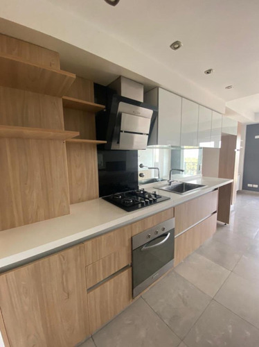 Imagen 8 de 30 de Departamento De 4 Ambientes Cochera Doble Y Baulera Quilmes