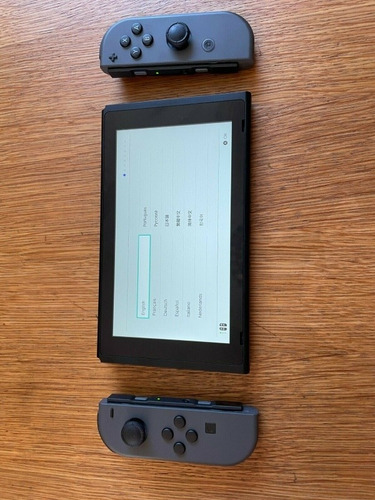 Imagen 2 de 4 de Nintendo Switch 32gb Console Bundle With Games, Dock And Cas