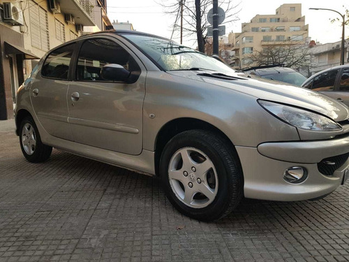 Imagen 9 de 15 de Peugeot 206 2007 1.6 Xt Premium