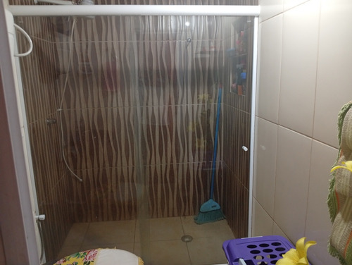 Sobrado Em Cima E Em Baixo Tem 4 Quarto 2 Banheiro Etc..