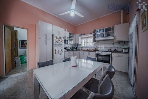 Casa En Lote Propio 5 Ambientes En Duplex Con Jardín Y Garaje. Lote 8.66 X 25