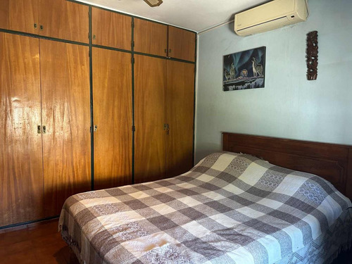 Enorme Casa De 4 Dor. Y Pileta En San Salvador