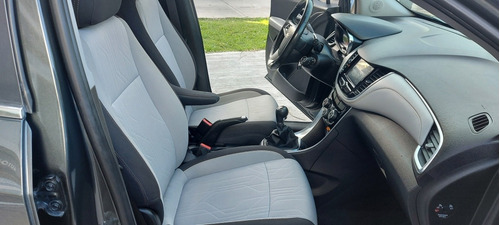 Imagen 16 de 18 de Chevrolet Tracker 2018 1.8 Ltz 140cv