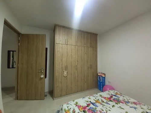 Imagen 22 de 30 de Apartamento En Venta Uribe Angel 472-2992