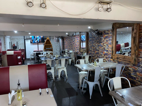 Restaurante Con Excelente Ubicación, Irarrázaval / Vicuña Ma