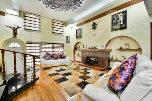 Imagen 4 de 25 de Casa En Venta En Colonia Roma Norte, Sobre Calle Tabasco