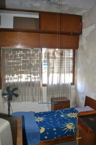 Casa 4 Dormitorios Y Apartamento Al Fondo
