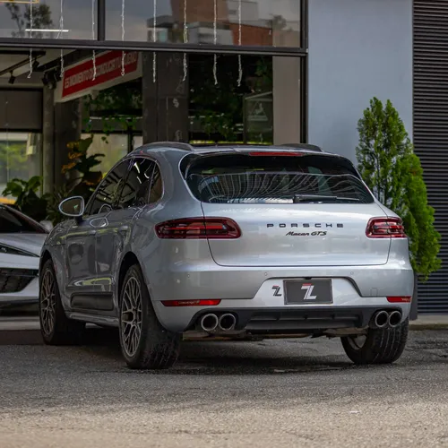 Porsche Macan gts 3.0