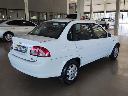 Chevrolet Classic Classic 1.0 MPFI LS 8V FLEX 4P MANUAL