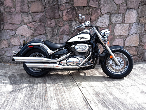 Suzuki Boulevard C-50 Customizada