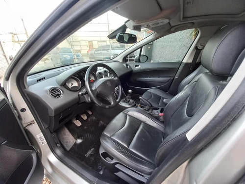 Peugeot 408 2.0 Allure 143cv