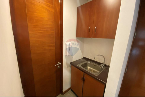 Oficina 80m2 En Av. Las Condes Con Las Tranqueras